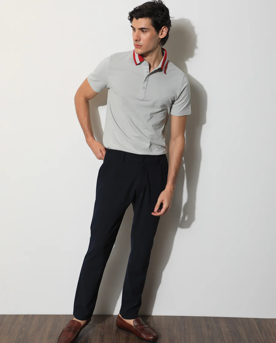 Contrast Collar Polo Shirt – Sleek Style, Everyday Comfort