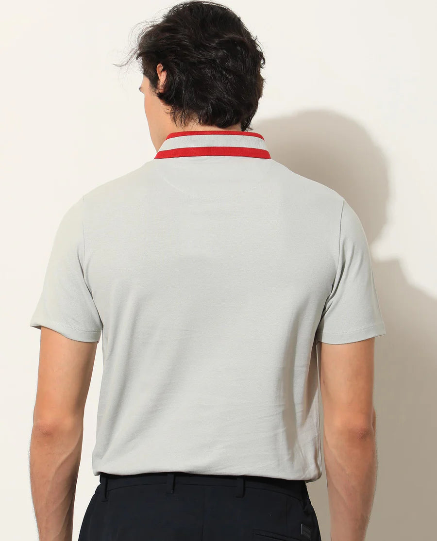 Contrast Collar Polo Shirt – Sleek Style, Everyday Comfort